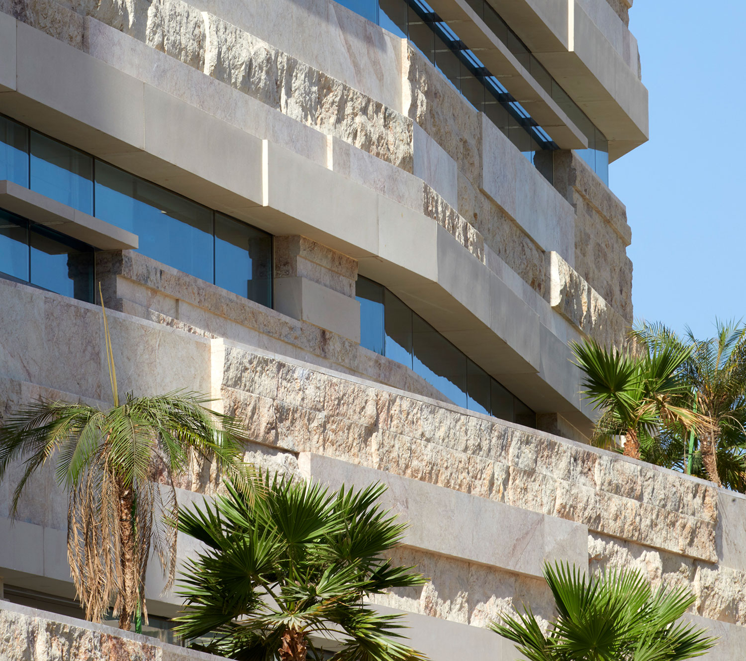 National Bank of Oman | Projects | LOM - LOM