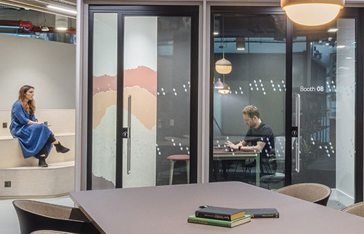 Flexibility is fundamental | Journal | LOM Architecture - LOM