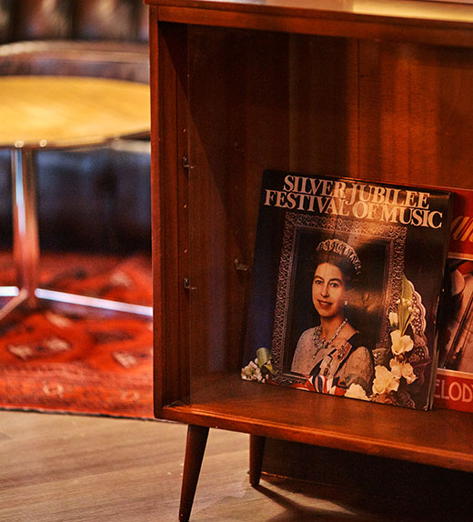 Apex Coworking | Projects | LOM Architects