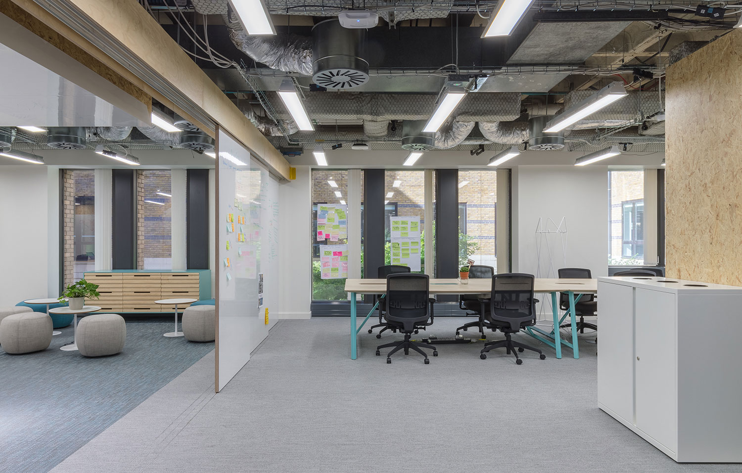 Open Experience | Projects | LOM Architecture - LOM