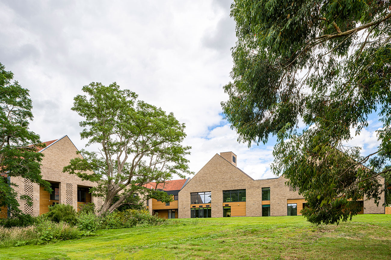 Queen Elizabeths Foundation | Projects | LOM Architects