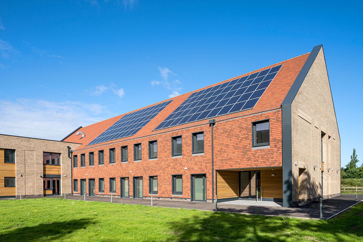 Queen Elizabeths Foundation | Projects | LOM Architects - LOM