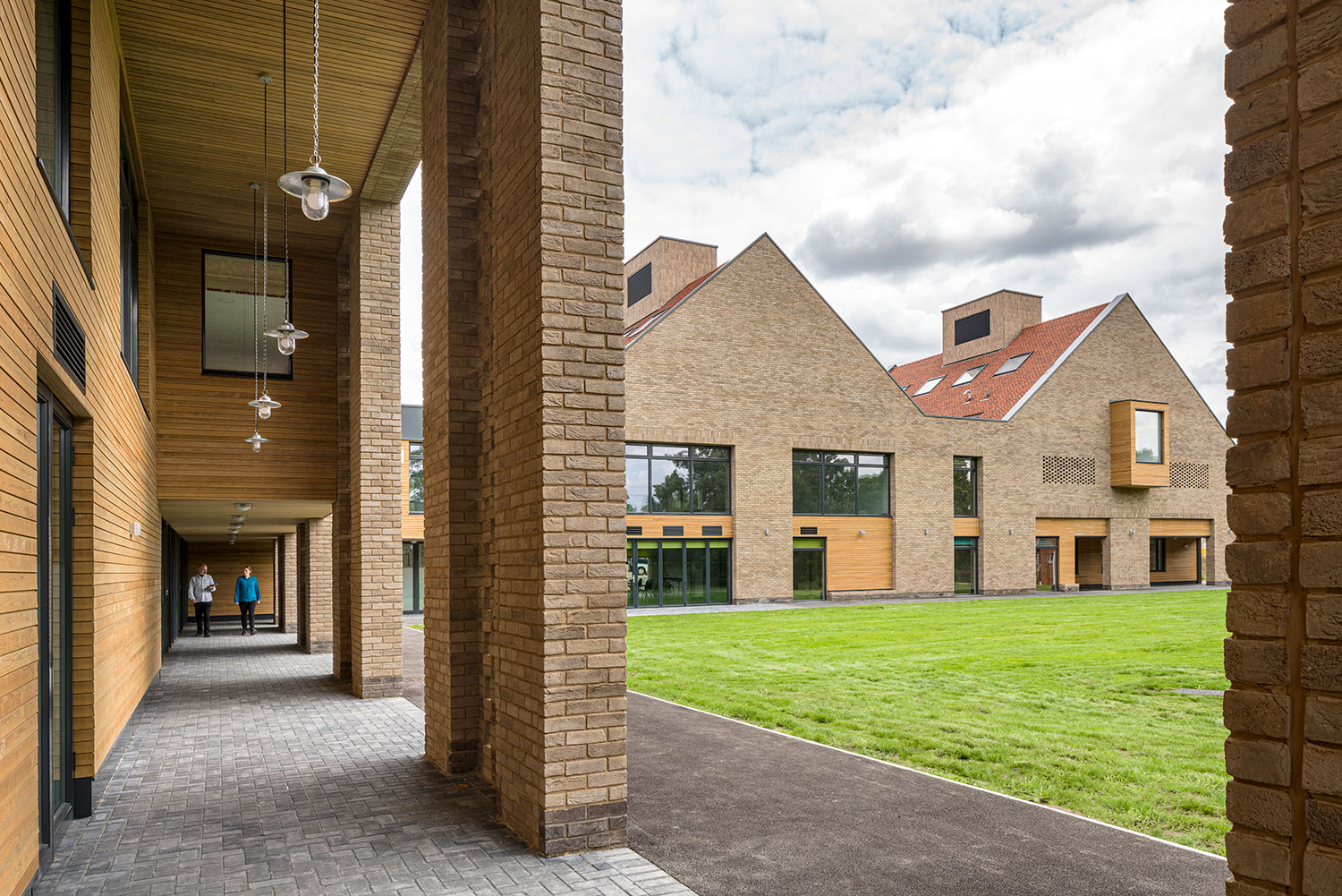 Queen Elizabeths Foundation | Projects | LOM Architects - LOM