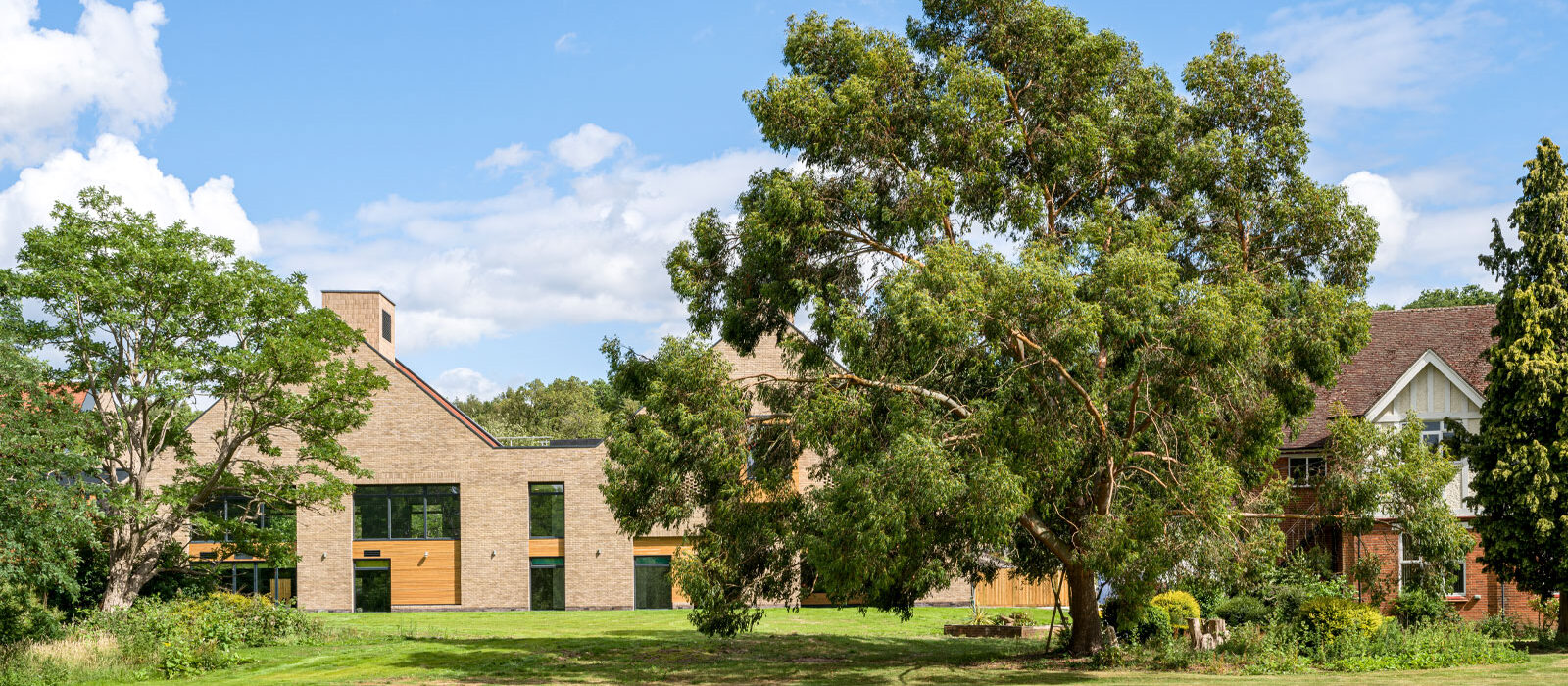 Queen Elizabeths Foundation | Projects | LOM Architects - LOM
